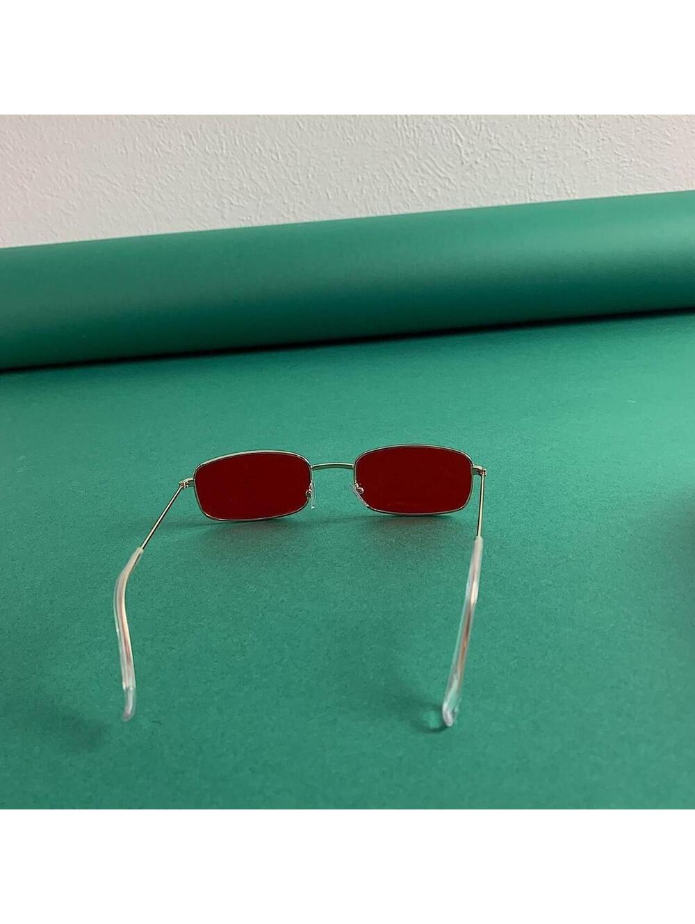 Cyber Y2k 90s 2000s vintage unique slim style gold trim sunglasses. Gold trim - Picture 7 of 7